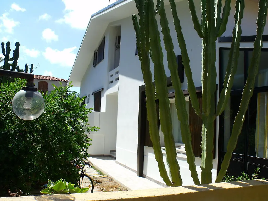 ** Bed & Breakfast B&B Gaulos Sant'Antioco Italy