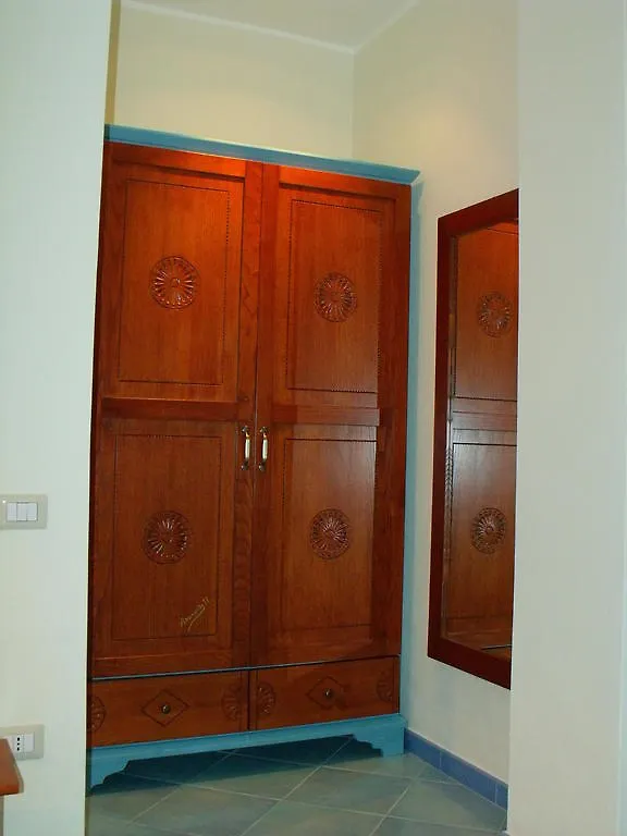 B&B Gaulos Sant'Antioco 2*,